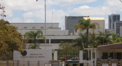 Pol�cia Federal prende suspeitos por amea�ar embaixada dos EUA