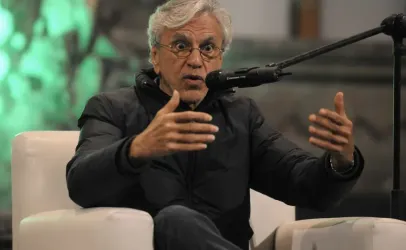 Caetano Veloso e Fl�vio Bolsonaro marcam atos pol�ticos concorrentes neste domingo