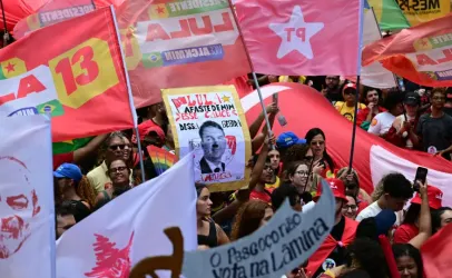 L�deres e artistas lideram atos de apoio a Lula em capitais antes do segundo turno