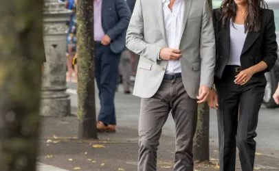 Rei Charles se afasta do esc�ndalo do pai de Meghan e recusa ajuda a Harry
