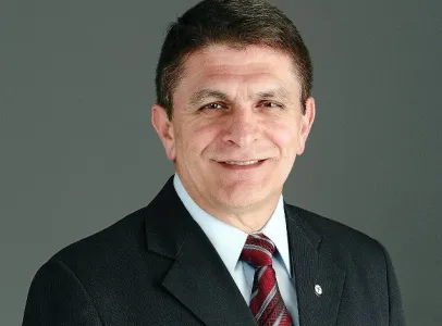 Lideran�a Sob Press�o M�xima