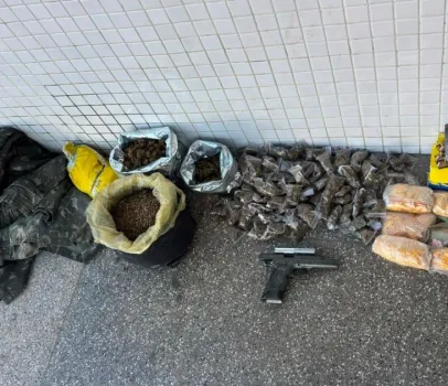 PM apreende 10 kg de maconha e prende mulher suspeita de tr�fico em Salvador