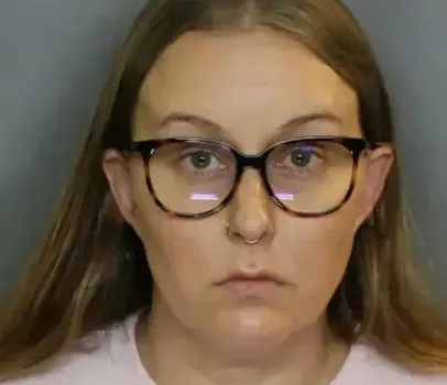 Professora de 37 anos confessa � pol�cia onde fez sexo com aluno em sala de aula