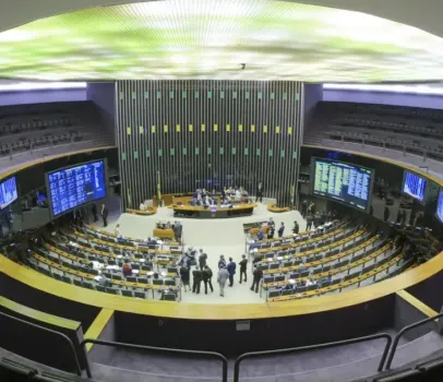Pesquisa mostra rejei��o do Congresso em semana anterior �s elei��es