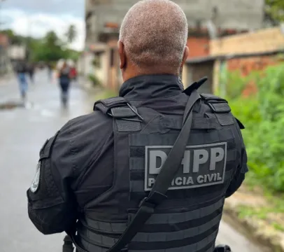 Homem � preso por matar mulher no IAPI, em Salvador
