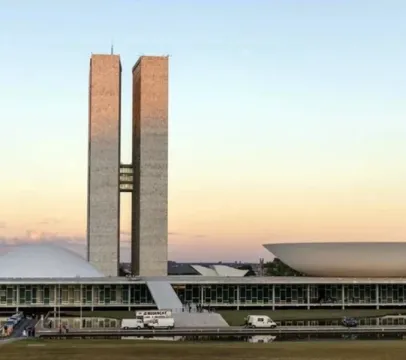 Festas de S�o Jo�o tiram deputados do Congresso e atrapalham vota��es importantes