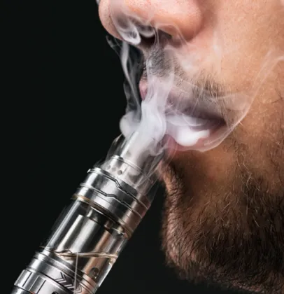 Uso de cigarro eletr�nico cresce entre jovens; veja os riscos � sa�de e como tratar