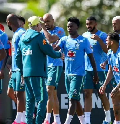 Sele��o brasileira come�a treino nos EUA para a Copa do Mundo