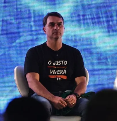 Fl�vio diz confiar nas urnas, mas n�o explica informa��o falsa