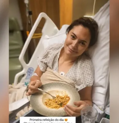 Michelle Bolsonaro posta foto de hospital e agradece ora��es