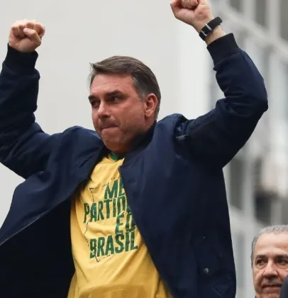 Fl�vio Bolsonaro exige revela��o de provas sobre Lula, Master e INSS, questionando envolvimento de Lulinha