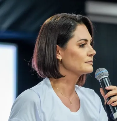 Michelle Bolsonaro � internada em Bras�lia para tratar crises de enxaqueca que n�o melhoravam com rem�dios