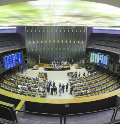 Pesquisa mostra rejei��o do Congresso em semana anterior �s elei��es