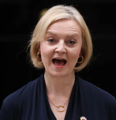 Ex-primeira-ministra Liz Truss critica inimigos, mas esquece a alface que a destruiu