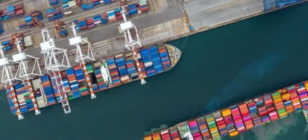 Comrcio exterior brasileiro ultrapassa US$ 500 bilhes em 2025 com supervit de US$ 48,8 bilhes