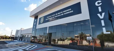 Pol�cia Civil prende autores de homic�dio ocorrido no final de semana em barbearia em Sorriso