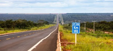 Governo entrega 54 km de asfalto novo da MT-358 em Tangar� da Serra e encerra espera de 46 anos da popula��o