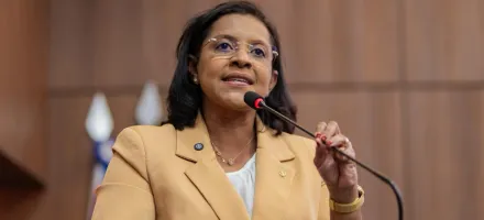 Gisela cobra ataques contra mulheres na pol�tica e lembra que 'direitos n�o foram concess�es'