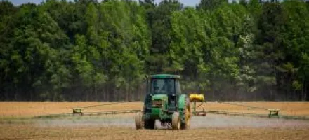 Agroneg�cio tem tecnologia, mas ainda perde efici�ncia na aplica��o de defensivos
