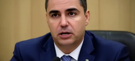 V�deo mostra Hugo Garcia negando irregularidades e afirmando que opera��o ocorreu em disputa interna no Imafir