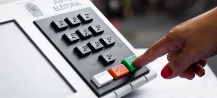 Eleitores de quatro cidades de MT decidem em plebiscito sobre mudan�as territoriais