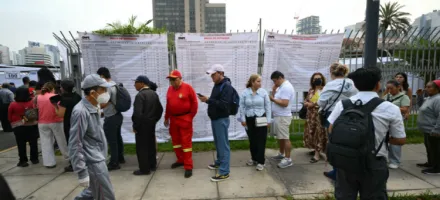Peru vai �s urnas com recorde de 35 candidatos � Presid�ncia