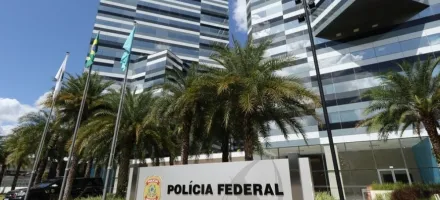 Delegada e agente da PF s�o afastados ap�s nova fase da opera��o que investiga o Banco Master