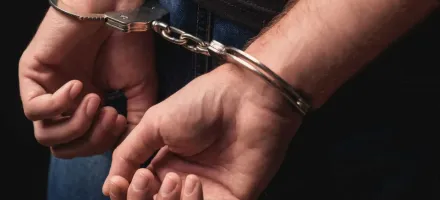 Pol�cia prende tr�s suspeitos de torturar mulheres a mando do tribunal do tr�fico