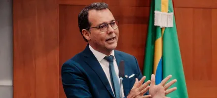 TCE d� prazo para explicar contratos do BRT ap�s den�ncia