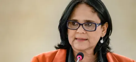 Valdemar e Damares tentam acalmar briga entre Michelle e Fl�vio Bolsonaro