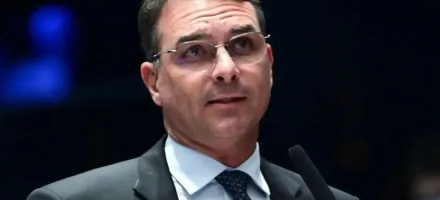 Fl�vio Bolsonaro � oficializado candidato � Presid�ncia pelo PL, mas ainda sem vice
