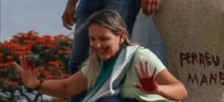 Pol�cia Penal nega que D�bora do Batom tenha violado tornozeleira