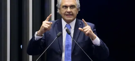 Caiado critica Flavio Bolsonaro por convencao do PL: 'Nivel muito baixo de agressao'