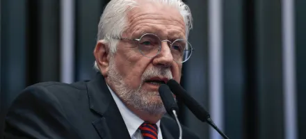 Jaques Wagner: 'S� eleger Lula n�o basta, ele precisa de apoio na C�mara'