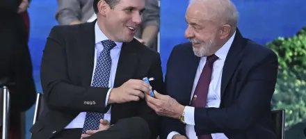 Motta declara apoio a Lula ap�s partido recusar alian�a com Fl�vio Bolsonaro