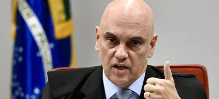 Moraes autoriza busca contra suposto informante de blogueiro que criticou Dino