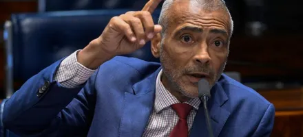 Rom�rio deixa o PL e declara apoio a Eduardo Paes no Rio