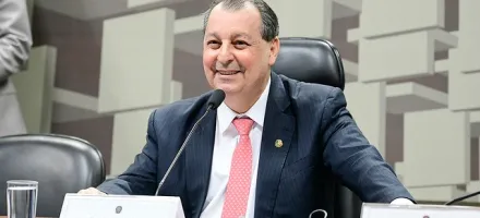 Relator da PEC da escala 6x1 no Senado mant�m texto aprovado na C�mara