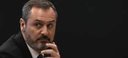 Diretores da PF renunciam em massa ap�s afastamento do chefe por suspeita de monitorar o STF