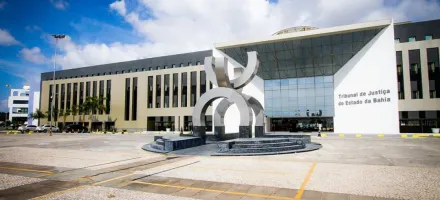 Desembargador quer anular promo��o de juiz a desembargador por falta de mulheres na Justi�a da Bahia