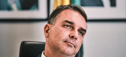 Deputado aliado de Bolsonaro tenta tirar t�tulo de Nossa Senhora Aparecida de padroeira do Brasil