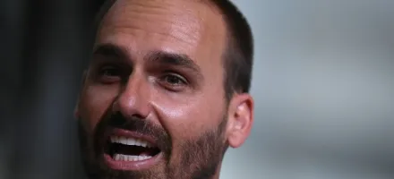 Eduardo Bolsonaro promete mudar embaixada do Brasil para Jerusal�m se Fl�vio virar presidente