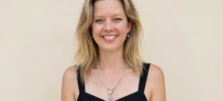 M�dica da Fam�lia Real Brit�nica � assassinada em casa durante festa infantil