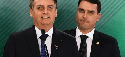 Fl�vio Bolsonaro est� ansioso para abra�ar o pai ap�s 90 dias de separa��o