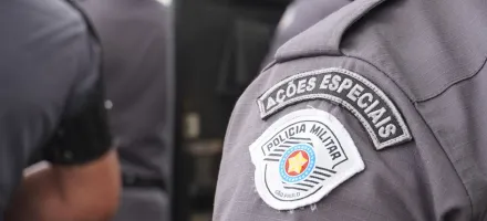 PM salva homem amarrado em porta-malas e prende tr�s suspeitos em Mogi das Cruzes