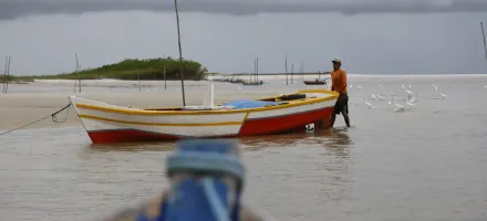 PF acaba com esquema que faturava at� R$ 10 bilh�es com falsos seguros para pescadores no Maranh�o