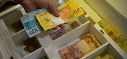 Prazo para renegociar d�vidas em dia � prorrogado para 26 de outubro