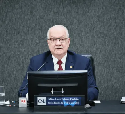 Fachin cria sistema para vigiar precat�rios ap�s alerta de irregularidades de Gilmar Mendes