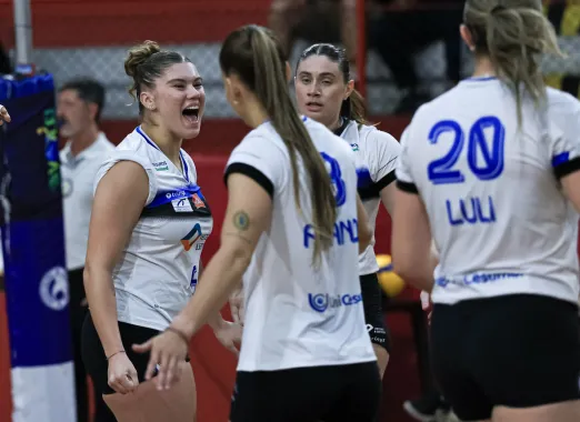 Pinheiros enfrenta o Realizar Santos em busca da vaga na semifinal da Superliga B