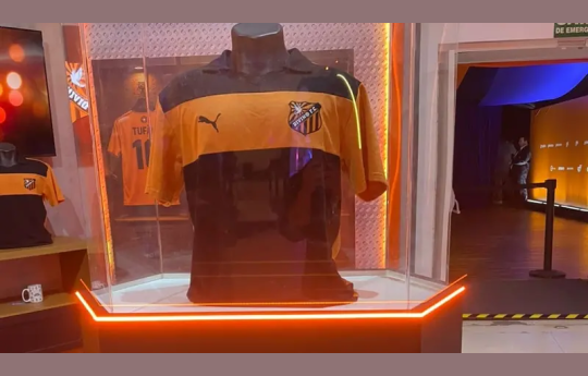 Camisa do time fict�cio da novela Avenida Brasil ser� vendida ao p�blico